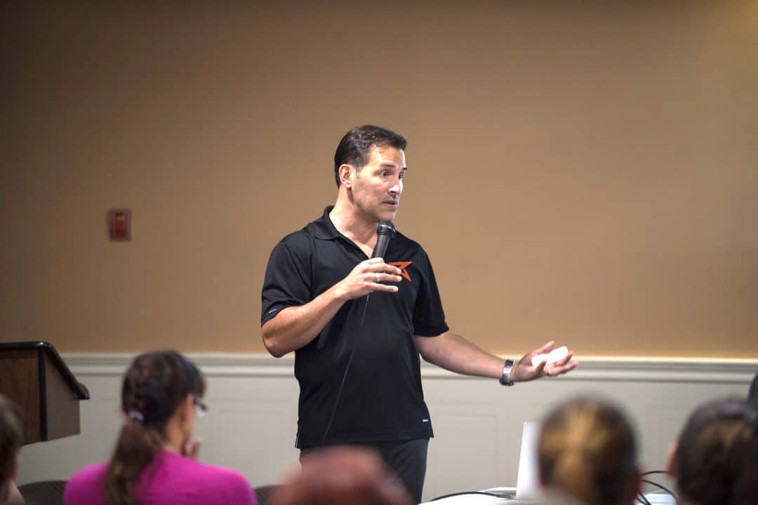 Eric Deschamps - Professional Speaker